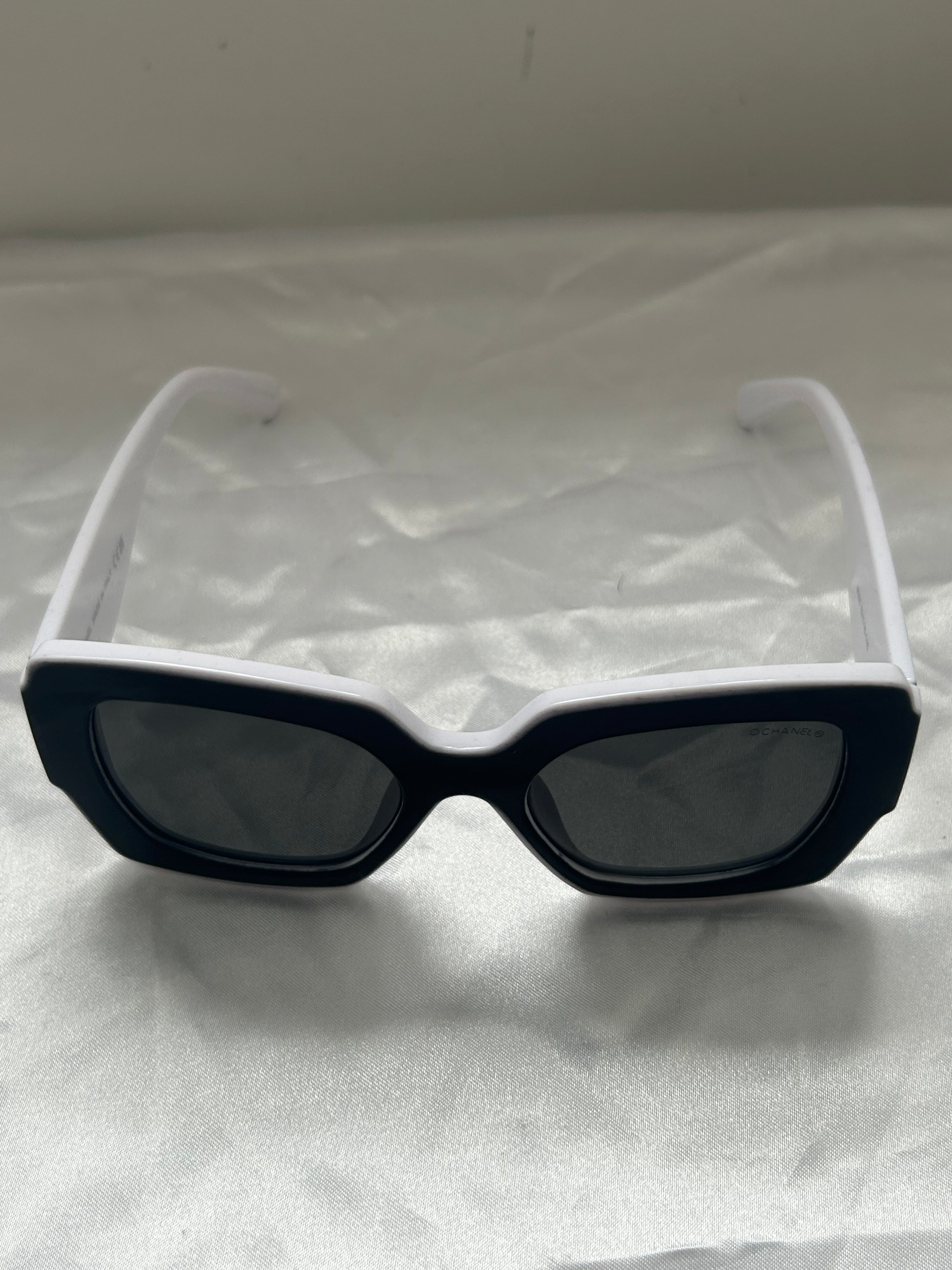 CC Black With White Trim Sunglasses