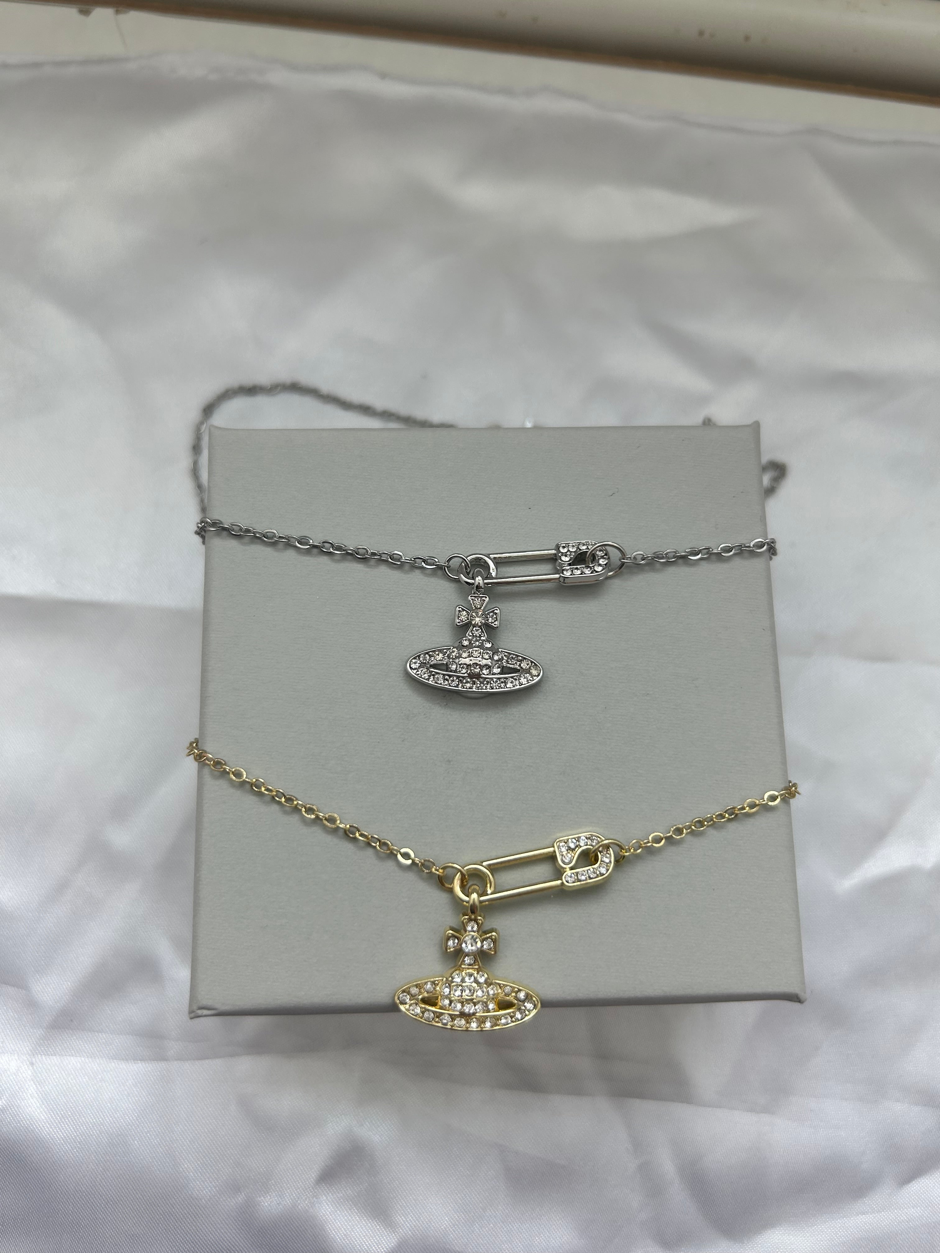 Vienna Paperclip Orb Chain Necklace