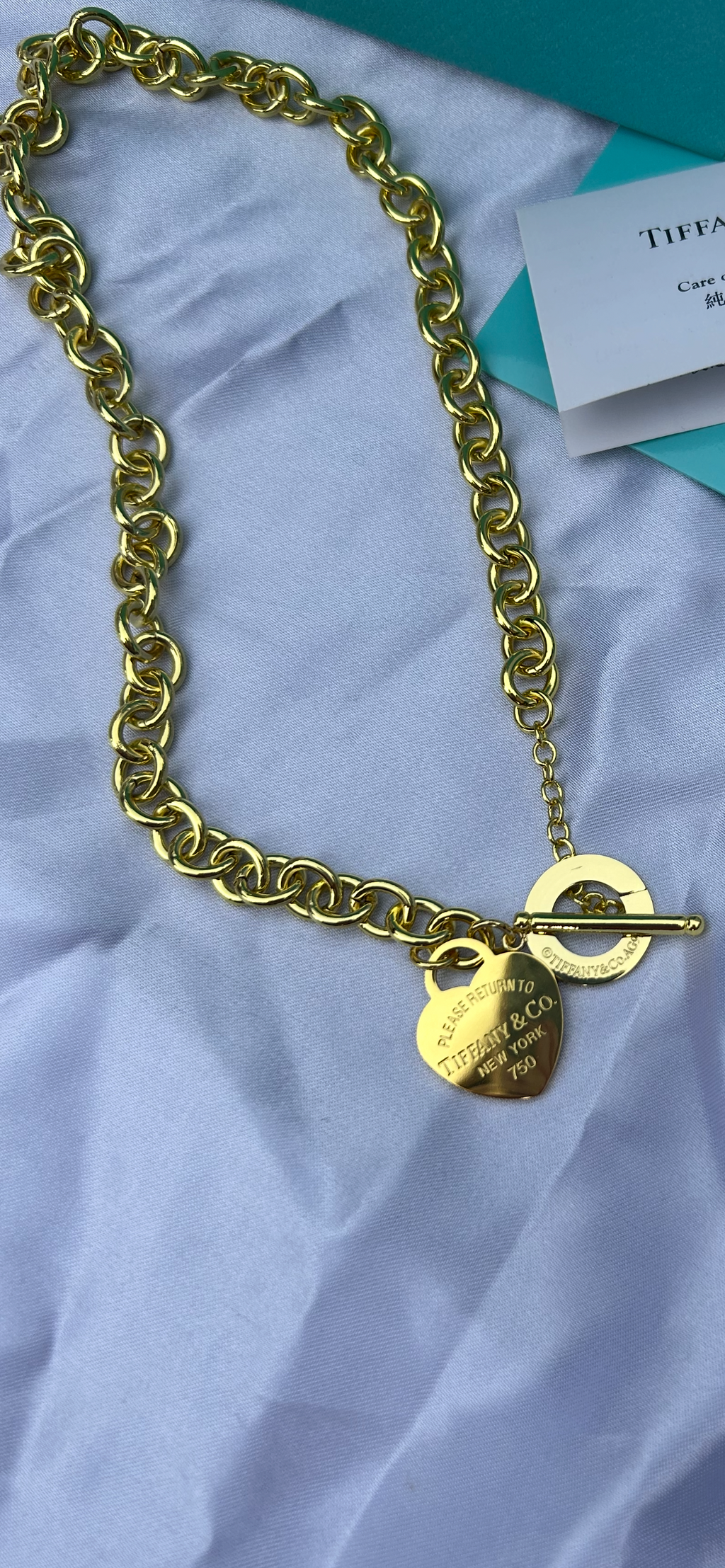 Tiff New York Toggle Necklace Gold